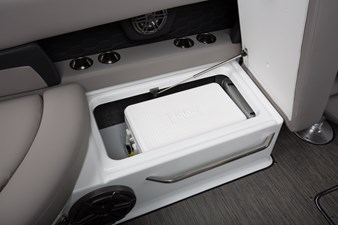Four Winns HD8 48 