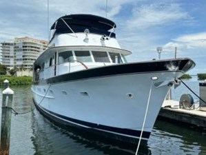 1976 Broward 75 Flybridge MY 11 
