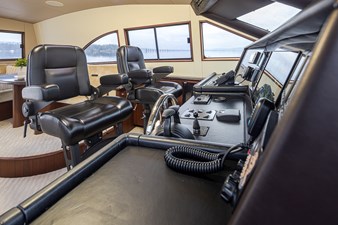 SEA SPUR 39 Helm