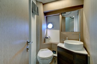 Ferretti Yachts 500 35 