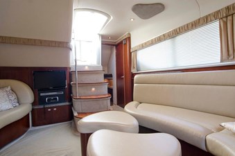 - 14 39-2004-Sea-Ray-Motor-Yacht-12