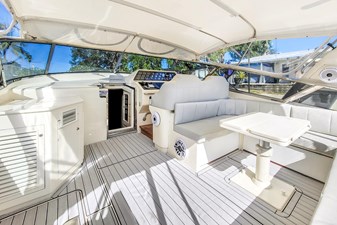 - 9 10_1998 63ft Baia Sports Cruiser
