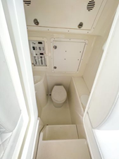 2017 Sea Vee 390Z Center Console 21 22