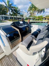 - 17 18_2020 37ft Astondoa 377 Coupe OB