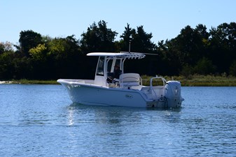 2022 Sea Hunt 239 Ultra SE 2 