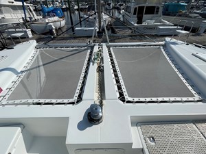 Stray Cats 12 Lagoon-450 F trampoline nets for laying