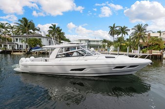 Salty Dog 0 1_2021 43ft Intrepid 438 Evolution SALTY DOG