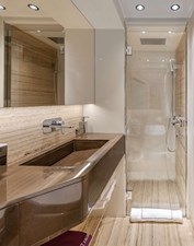 BEAUTE 46 Majesty Yacht 120 (BEAUTY)