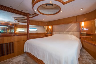 Basya Nicoli 22 Sunseeker 82Y Basya Nicoli Main Salon