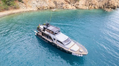 27 M DELUXE MOTOR YACHT 1 