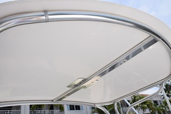 RAHITI 48 Hardtop Over Tower  