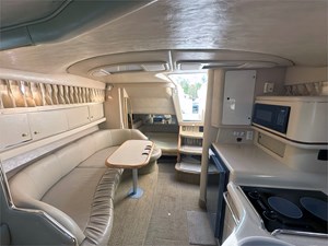 1998 Sea Ray 330 DA 18 