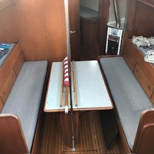 Delphi 28 