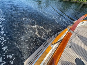 TALLULAH 66 Swim Platform