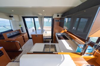 Tinka  21 22_2016 55ft Prestige 550S TINKA