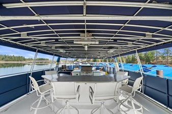 2000 Sumerset House Boat 25 
