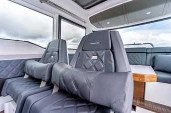 2021 Axopar 37 XC 11 