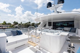 E90 Motor Yacht / NOW AVAILABLE  18 E90 INteriors-63