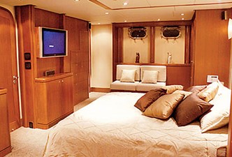 Victoria 6 Master Stateroom