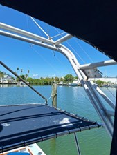 1989 Albin 32 Sportfisher 29 30