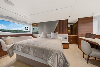 Princess S72 (S72515) 29 Master stateroom