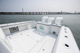 36' Yellowfin 36 4 