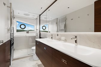 Princess S72 (S72515) 32 Master stateroom bathroom