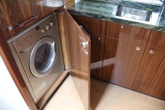 Young Guns 12 60-2012-Sunseeker-Predator-12