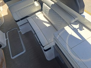 2020 Sea Ray 290 SDX OB @ Acapulco 14 