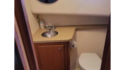 2009 Mainship 34 Trawler 29 