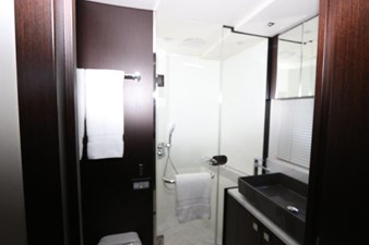 Hide Out 45 46_2018 74ft Sunseeker Predator HIDE OUT