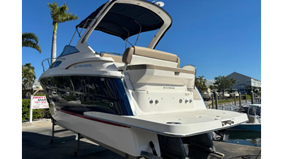 2016 Regal 30 Express| 30' 8 