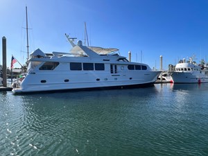 2001 Broward Raised Pilothouse MY 4 