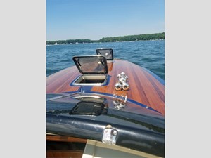 Topless 21 