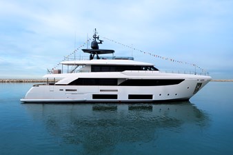 HAIAMI 1 THE YACHT (2)