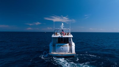 Outrageous  33 Hatteras 80