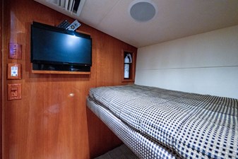 EAGLE'S NEST 39 _guest_stateroom_2