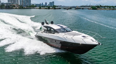 - 1 2_2019 57ft Sunseeker Predator