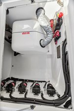 Cigarette 42 Auroris 27 