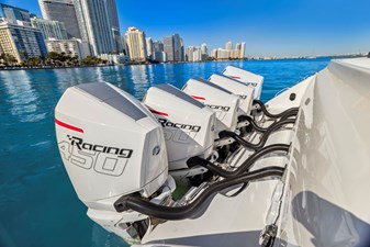 Cigarette 42 Auroris 1 