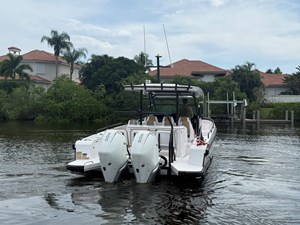 T/T GRACE 38 Stern quarter