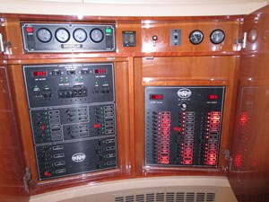 SEDONA 16 Companionway Electric Locker  