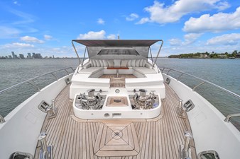 95 Raised Pilothouse 101 95' Azimut-70