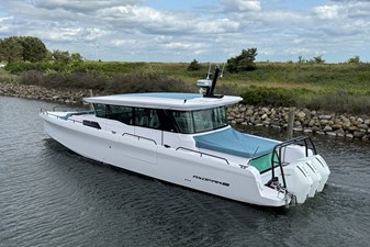 Axopar 45 XC Cross Cabin BRABUS 17 