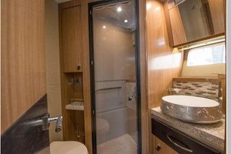 Riviera II  27 Guest Head