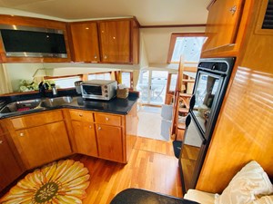 The Motley Crew 43 44_2003 57ft Navigator THE MOTLEY CREW