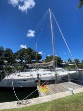 - 1 2_2004 47ft Beneteau 473 sloop