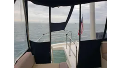 2009 Mainship 34 Trawler 76 