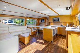 Farther & Sun 15 Salon, Galley, DInette