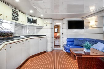 - 14 15_1998 63ft Baia Sports Cruiser